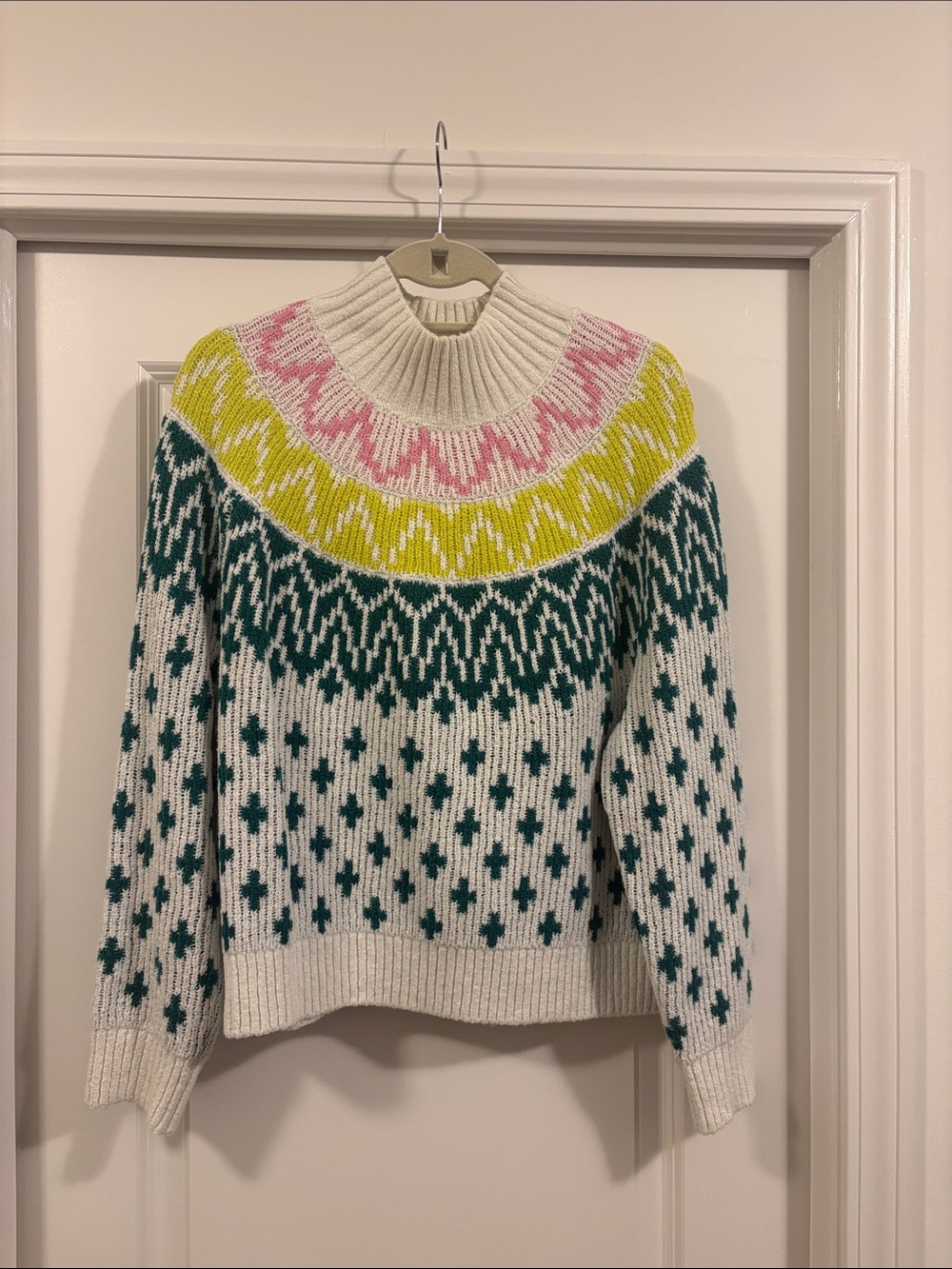 Old Navy Sweater